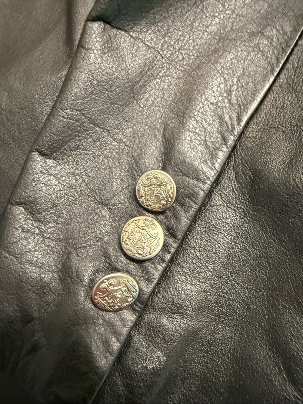 Women's Black Vintage Leather Button-Front Jacket - Picture 4 of 4